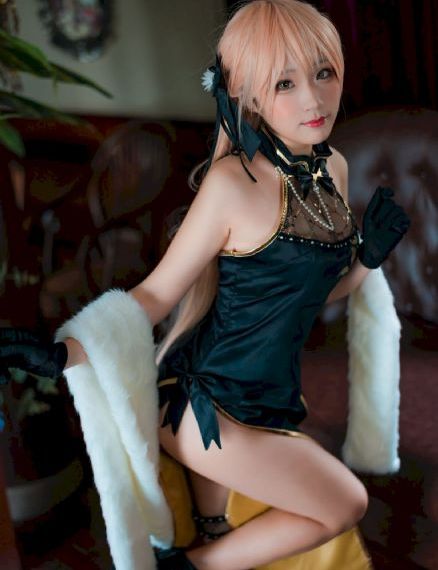 爆乳巨胸美女午夜视频_DVDHD高清在线观看