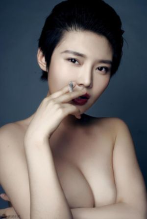 丰满熟妇被猛烈进入高清片_剧情片免费在线观看