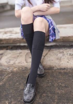 女性狂躁精神病表现_在线电影免费观看