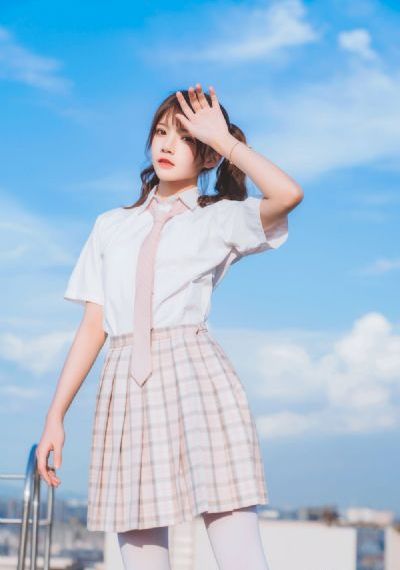 亚洲青青草原男人的天堂_DVD手机在线看