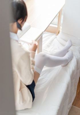 母乳少妇喂奶工口奶水乳汁在线日本_高清高清在线观看